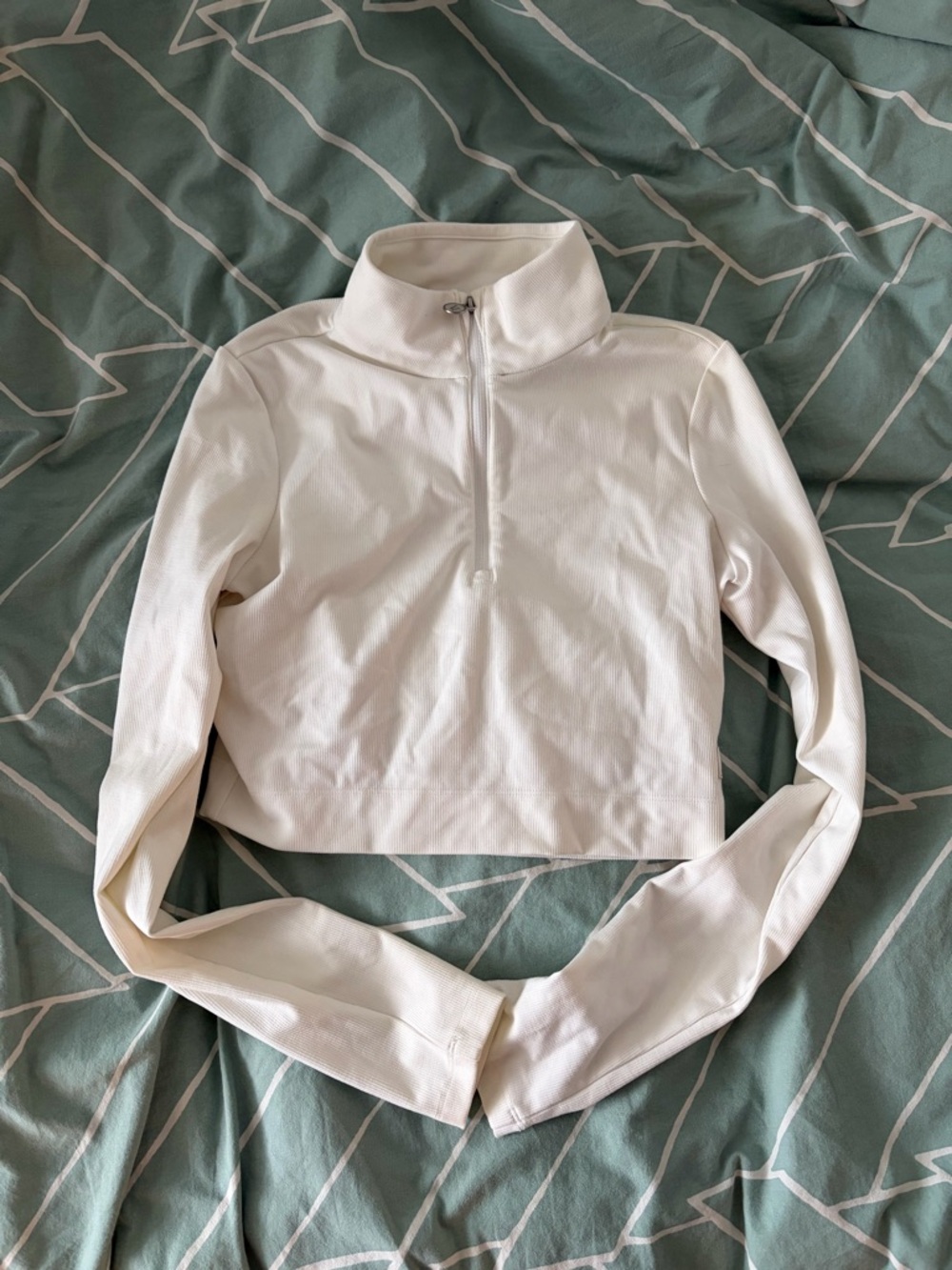 Vuori White Cropped Quarter-Zip Top